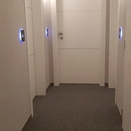 מלון Mathis Fiorenzuola dʼArda