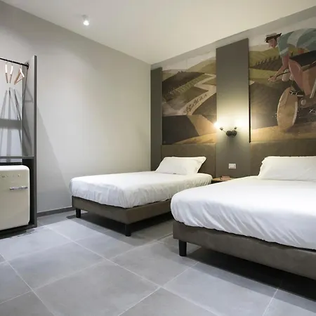 Mathis Hotel