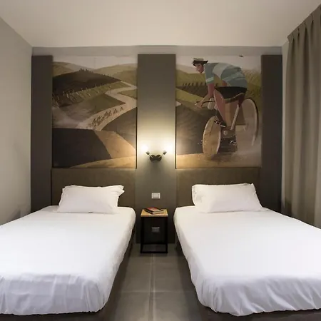 Mathis Hotel Fiorenzuola dʼArda