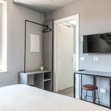 מלון Mathis Fiorenzuola dʼArda