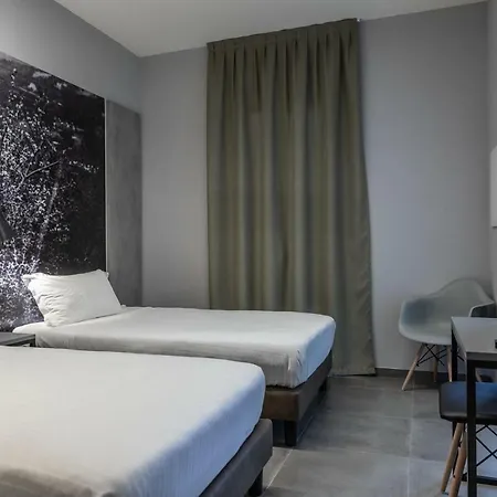 מלון Mathis Fiorenzuola dʼArda