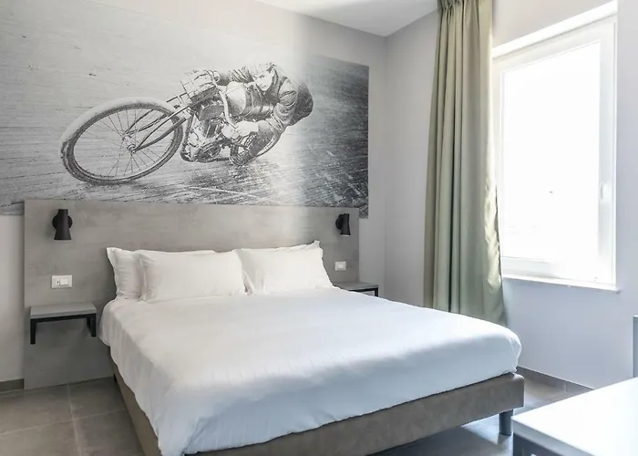 Mathis 酒店 费伦佐拉亚达